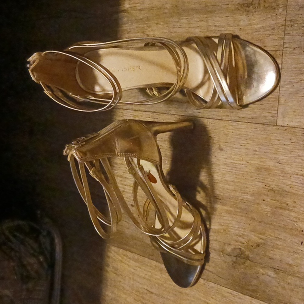 Gold Marc Fisher high heels size 8
